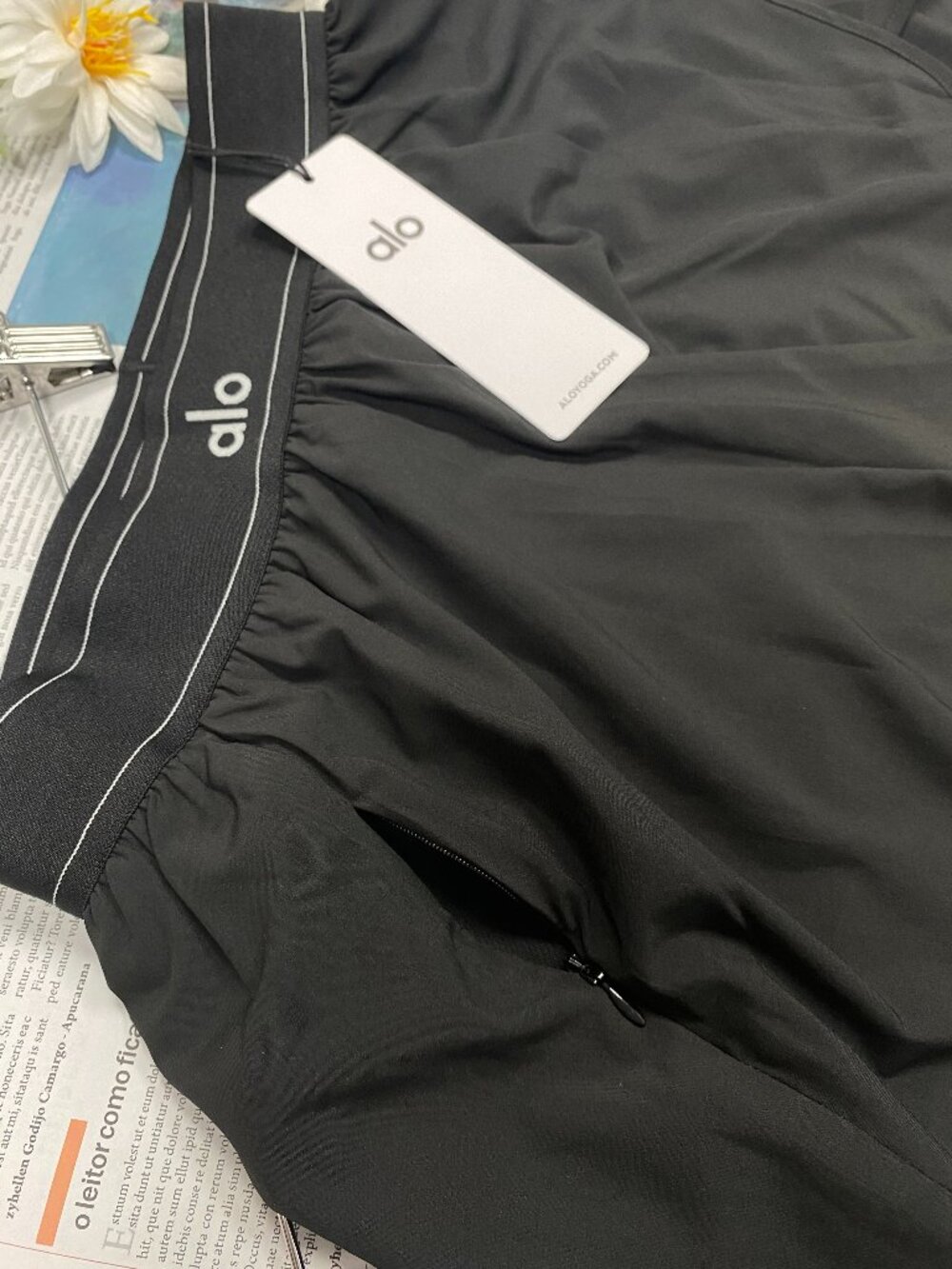 Brand New ALO Yoga🏸Black Match Point Short Relaxed Fit - Picture 6 of 9